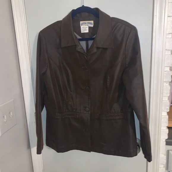 Gotcha Covered chocolate brown soft vegan leather suede like jacket. Large - Picture 1 of 7